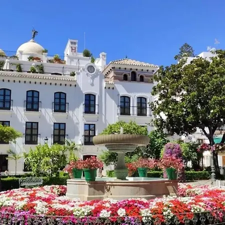 Апартаменты Luxurious South-facing 2 Bdr Penthouse At Vanian Gardens With Seaview - Gaya Alegria I