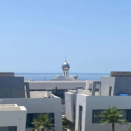 Apartament Luxurious South-facing 2 Bdr Penthouse At Vanian Gardens With Seaview - Gaya Alegria I