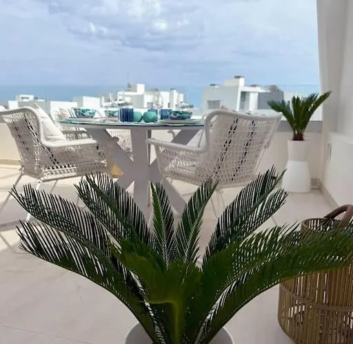 Luxurious South-facing 2 Bdr Penthouse Vanian Gardens With Seaview - Gaya Alegia I Estepona