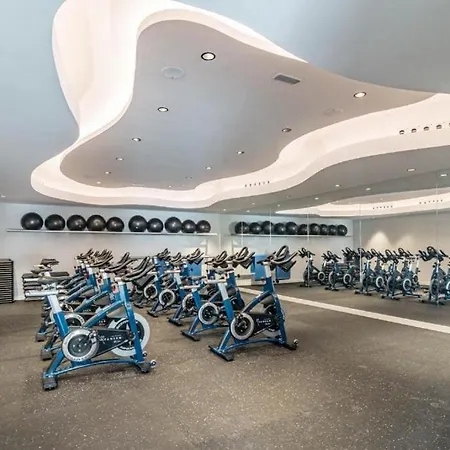 Luxurious South-facing 2 Bdr Penthouse Vanian Gardens With Seaview - Gaya Alegia I