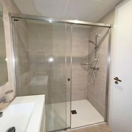 Apartman Luxurious South-facing 2 Bdr Penthouse Vanian Gardens With Seaview - Gaya Alegia I *