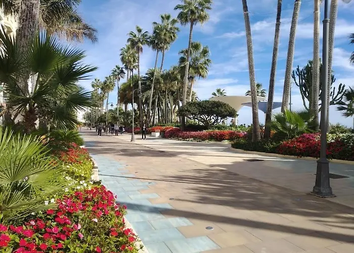 Luxurious South-facing 2 Bdr Penthouse At Vanian Gardens With Seaview - Gaya Alegria I Apartment *