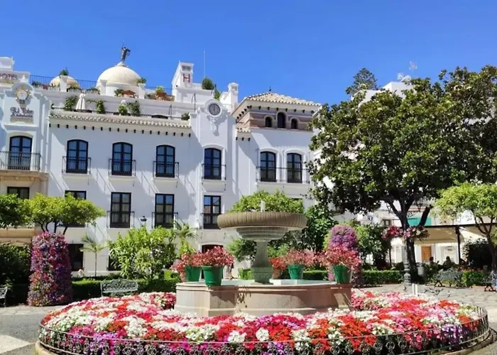 Appartamento Luxurious South-facing 2 Bdr Penthouse At Vanian Gardens With Seaview - Gaya Alegria I